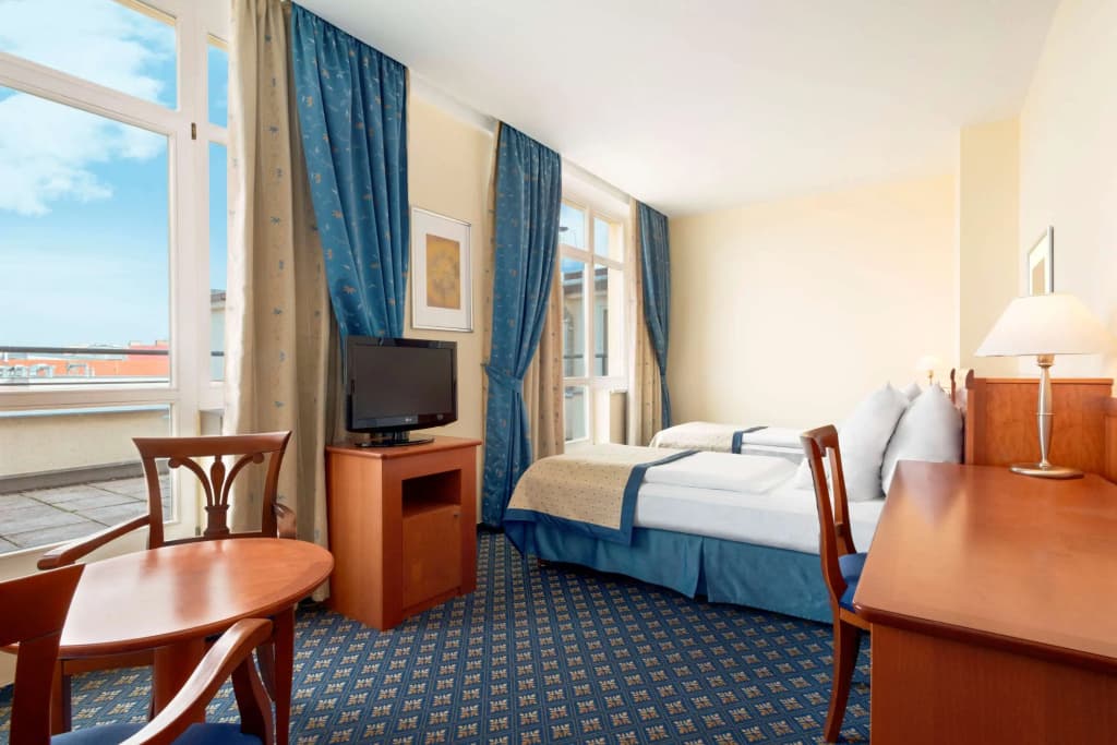 Ramada by Wyndham Prague City Centre - photo 4