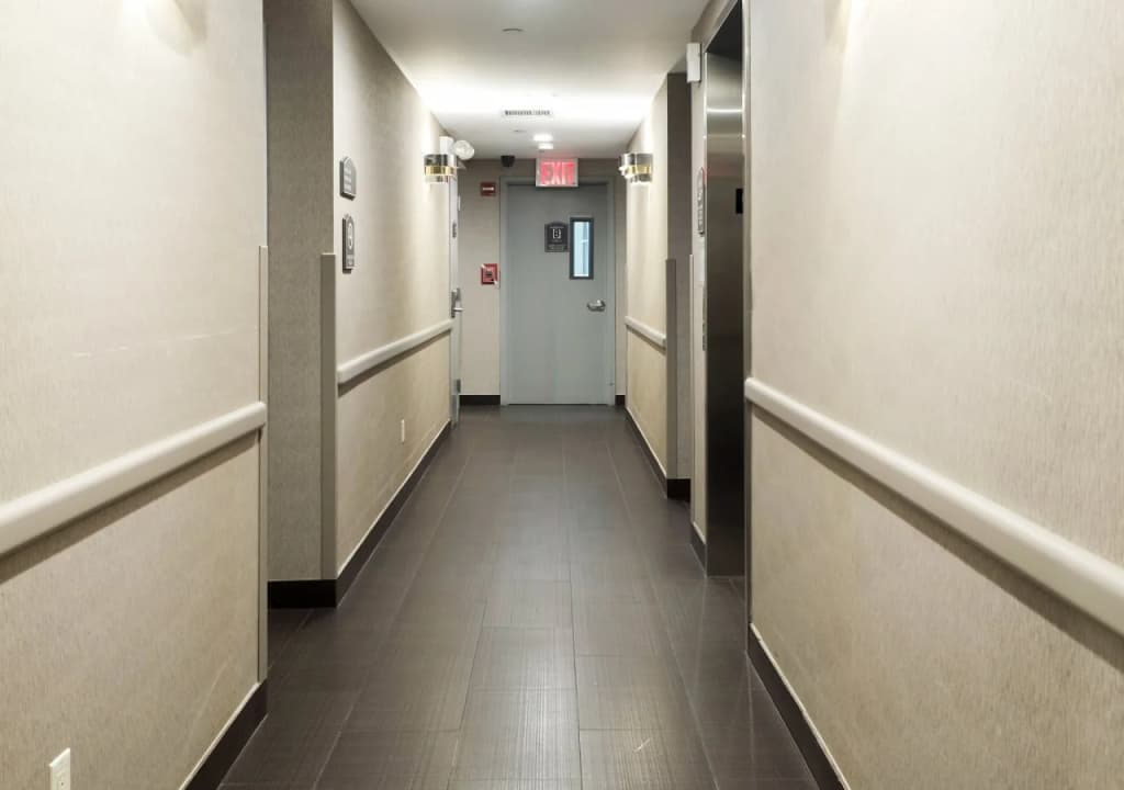 Sumner Hotel - photo 10
