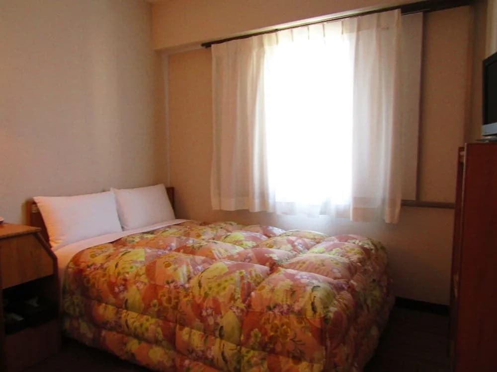 Hotel Oaks Shin-Osaka - photo 4