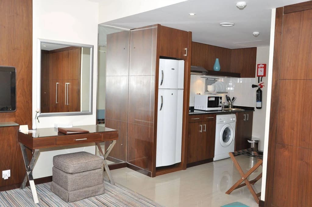 Phoenix Plaza Hotel Apartments - photo 17