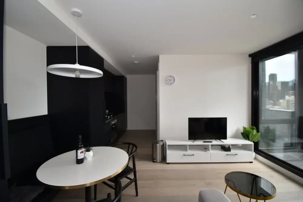 Melbourne Empire Apartments - photo 5