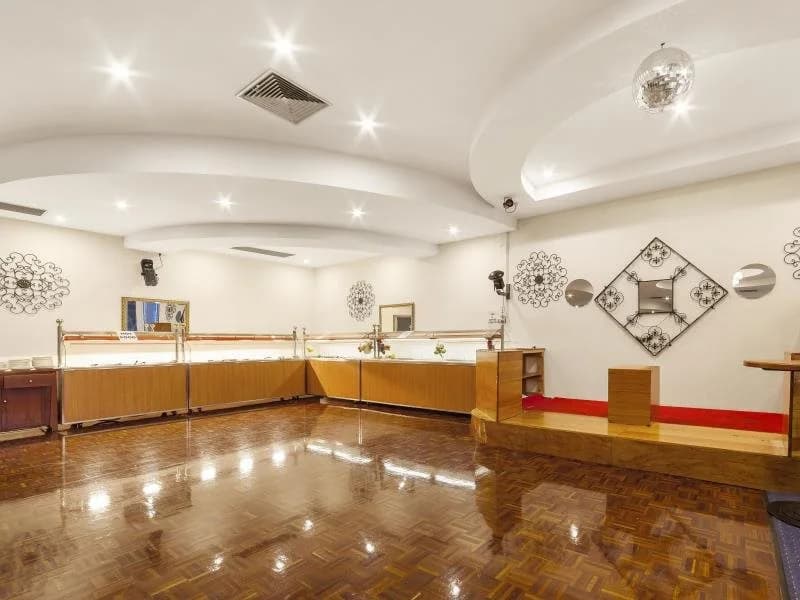 Ciloms Airport Lodge - photo 12