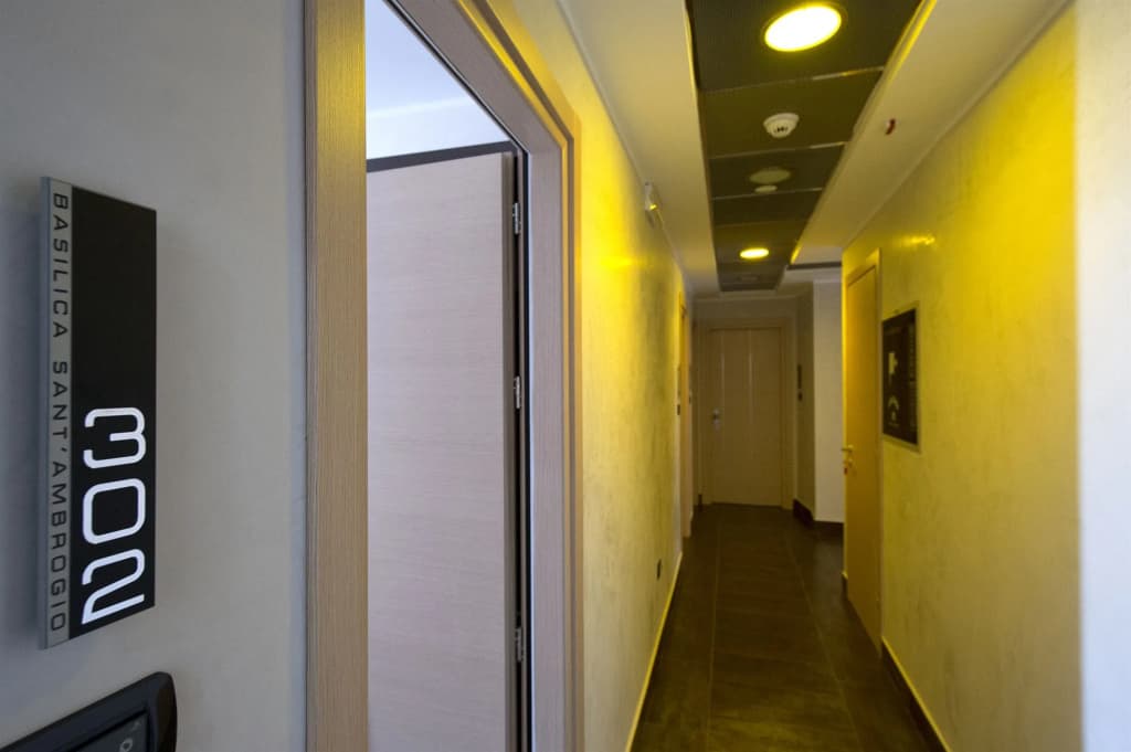 Hotel Milano Navigli - photo 12