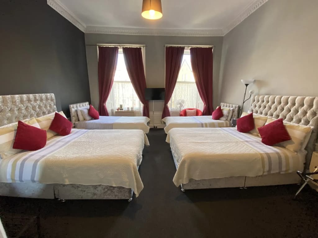 16 Pilrig Guest House - photo 6