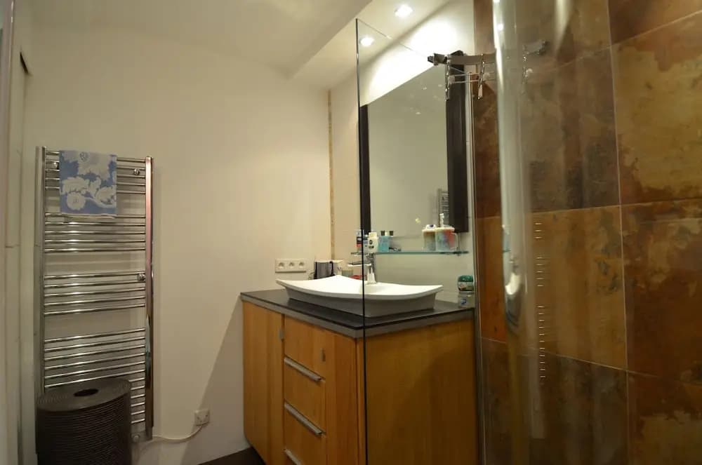 Modern apartment 6 persons with Jacuzzi in Nice Downtown - photo 8
