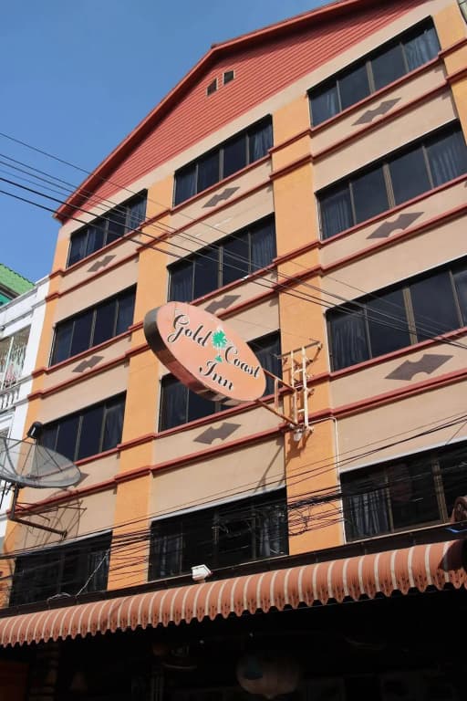 Gold Coast Inn - photo 1