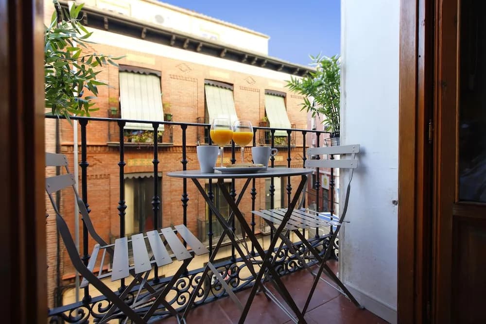 Madrid Centric VI by Madflats Collection - photo 18