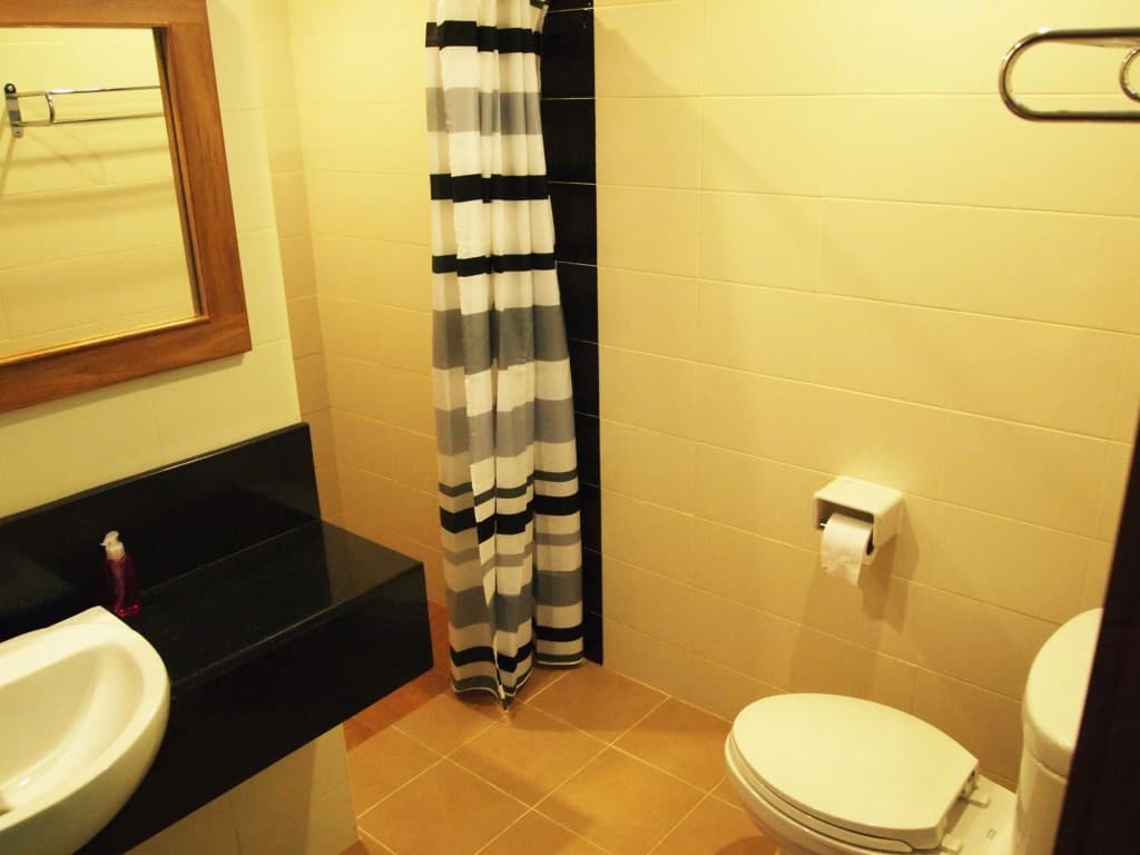Phuket Ecozy Hotel - photo 8