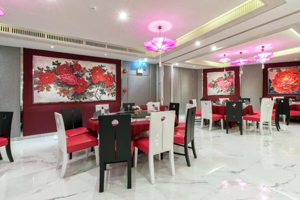 Royal Rattanakosin Hotel - photo 16