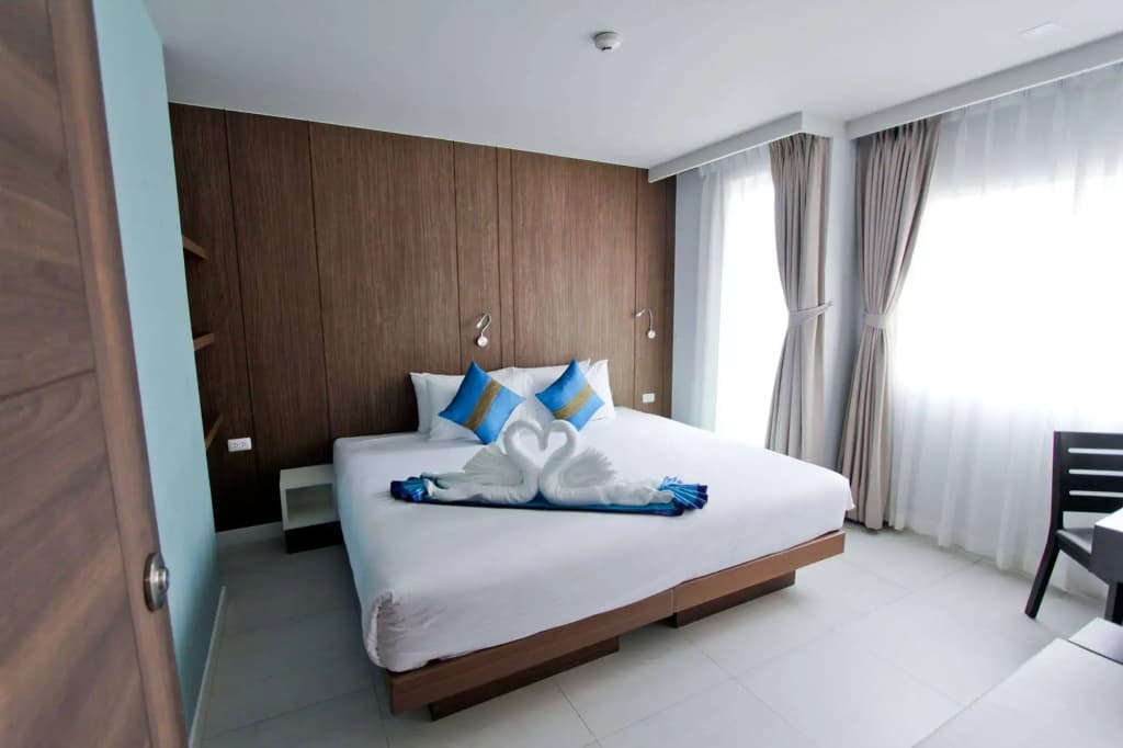 Centro One Patong Hotel - photo 6