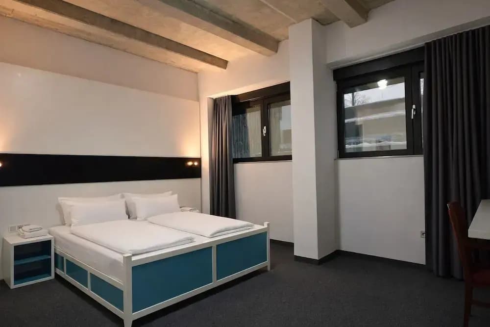 Olive Inn Berlin - photo 18