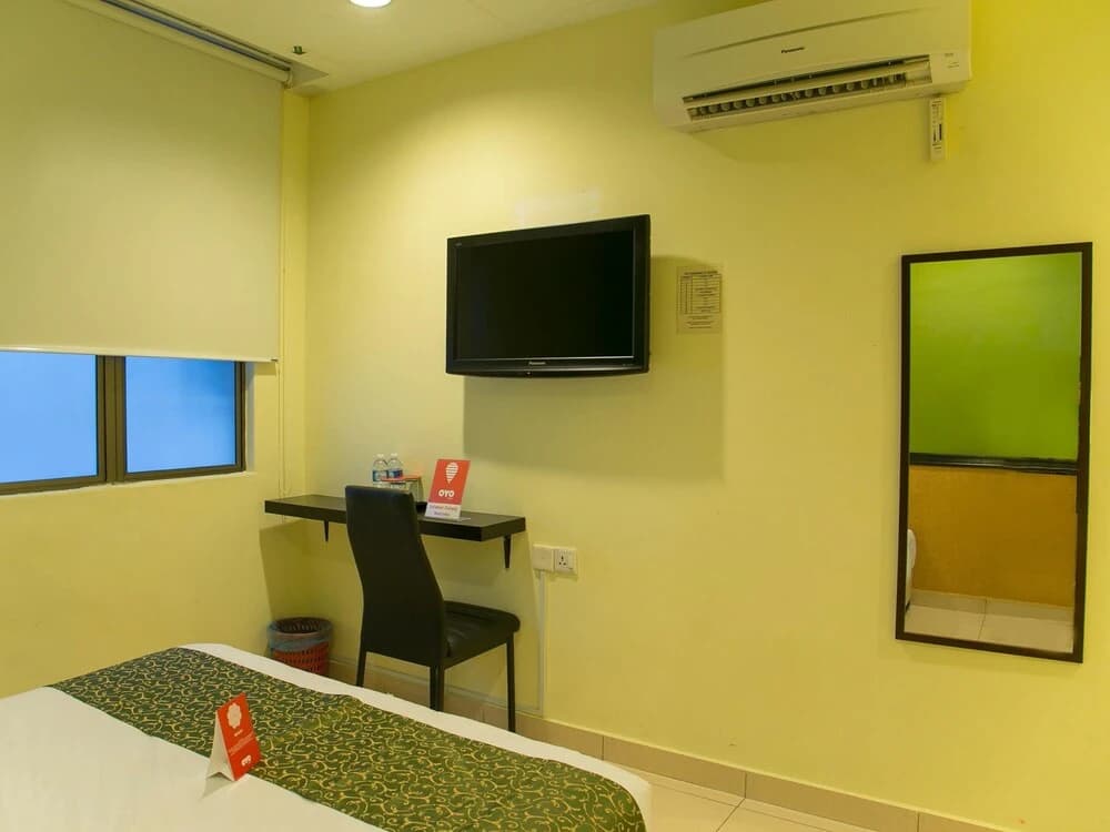 OYO 151 Twin Hotel - photo 4