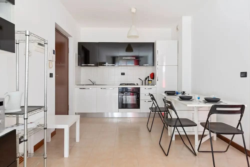 Milano-Rubattino Budget Apartment - photo 13