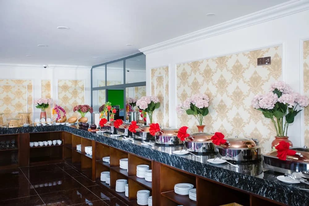 Century Hotel - photo 14