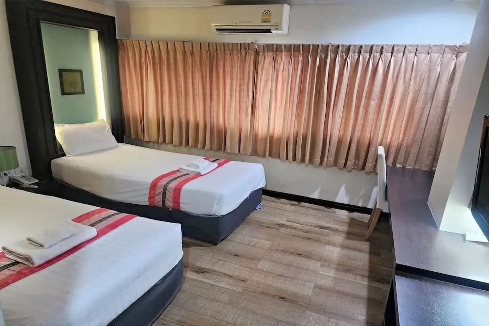 Suan Sunandha Palace Hotel - photo 4