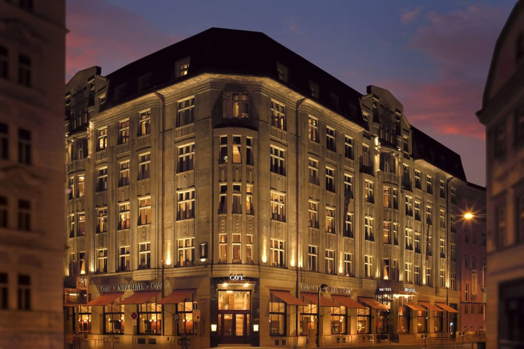 Art Deco Imperial Hotel - photo 1