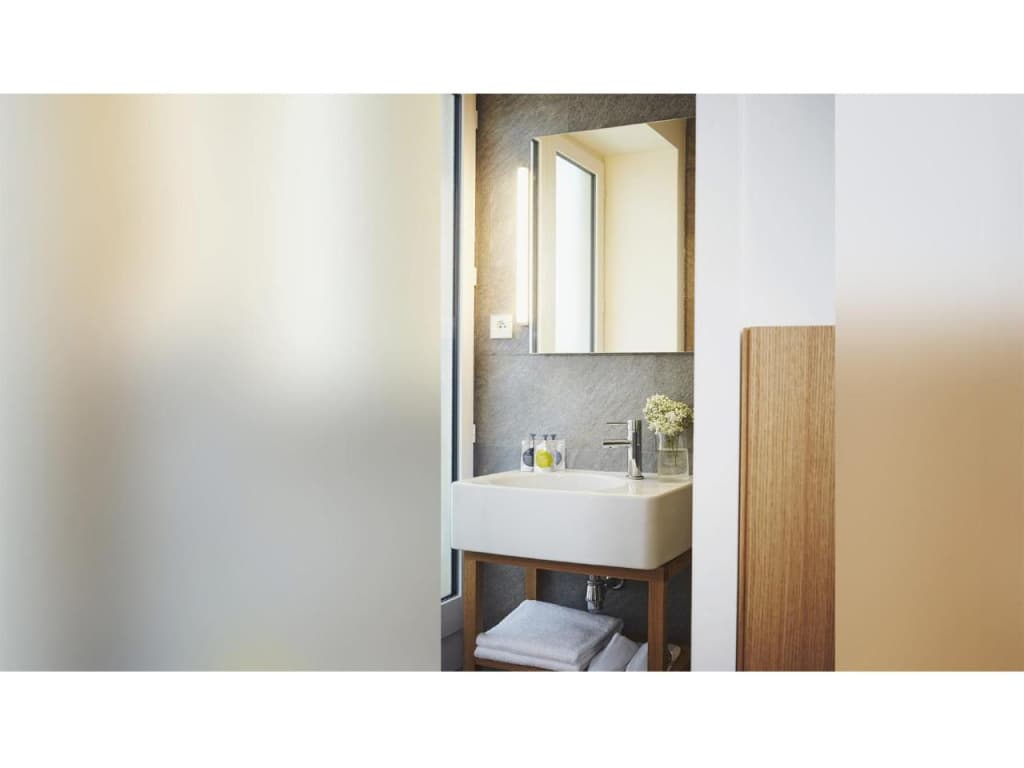 9Hotel Republique Hotel - photo 28