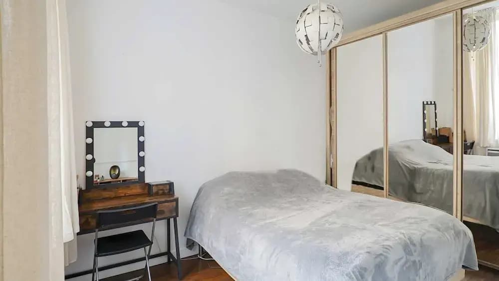 Charming Apartment - 1br- 2P - Nation - photo 4