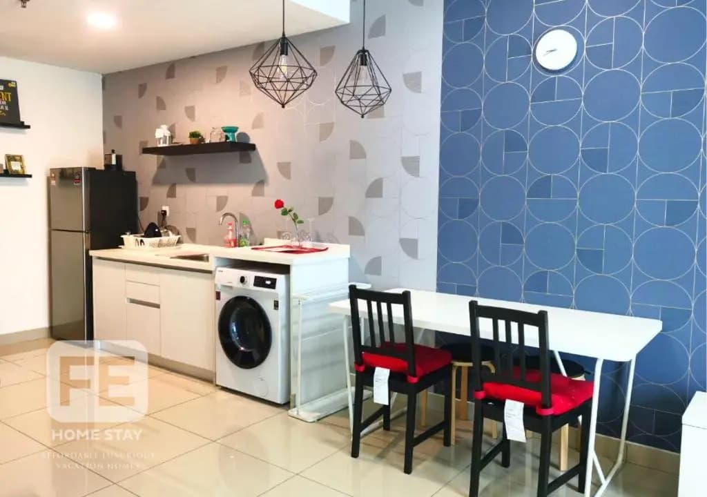 Netflix Wifi Trefoil Homestay Setia Alam FE Studo for 2 pax - photo 5
