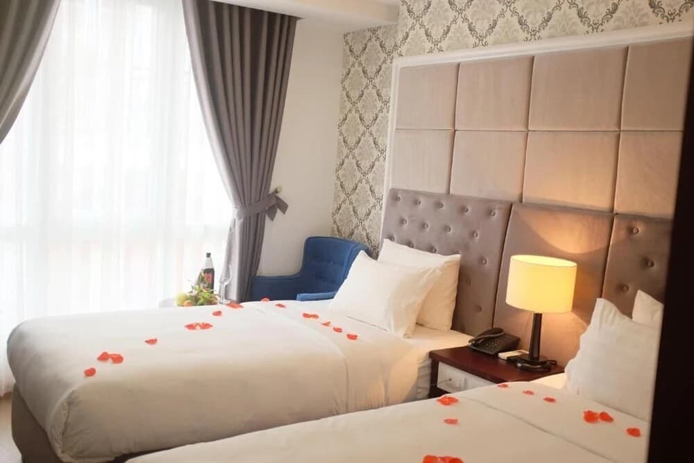 Skyline Hotel Hanoi - photo 3