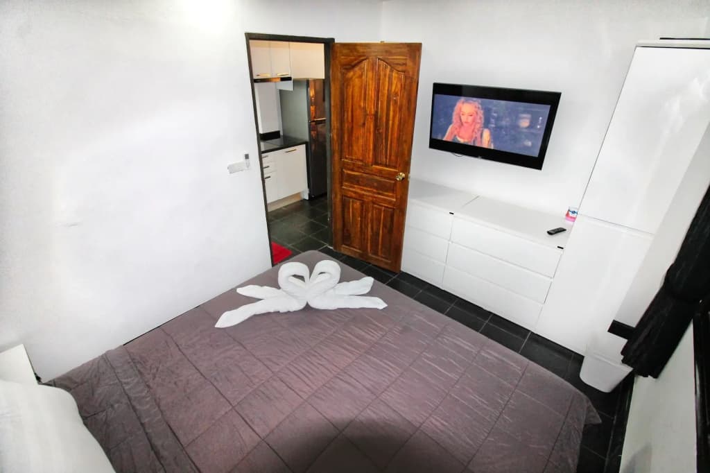 Phratamnak Inn - photo 5