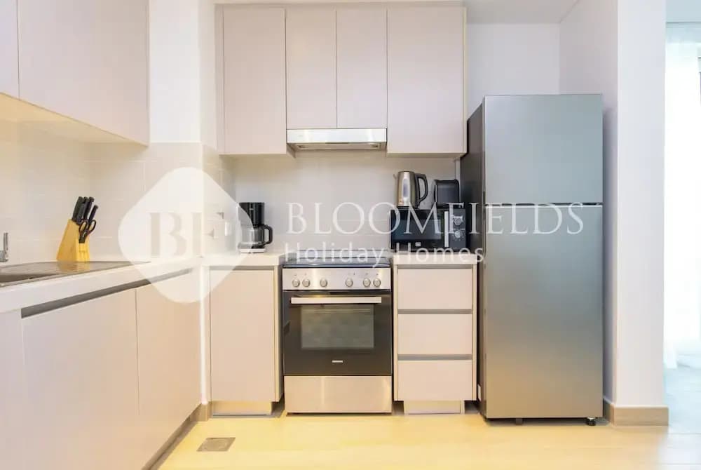 Bloomfields Spacious 1Br Water's Edge - photo 1