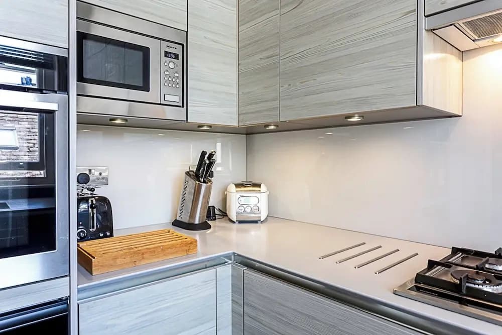 Well-designed Chelsea Flat - photo 7