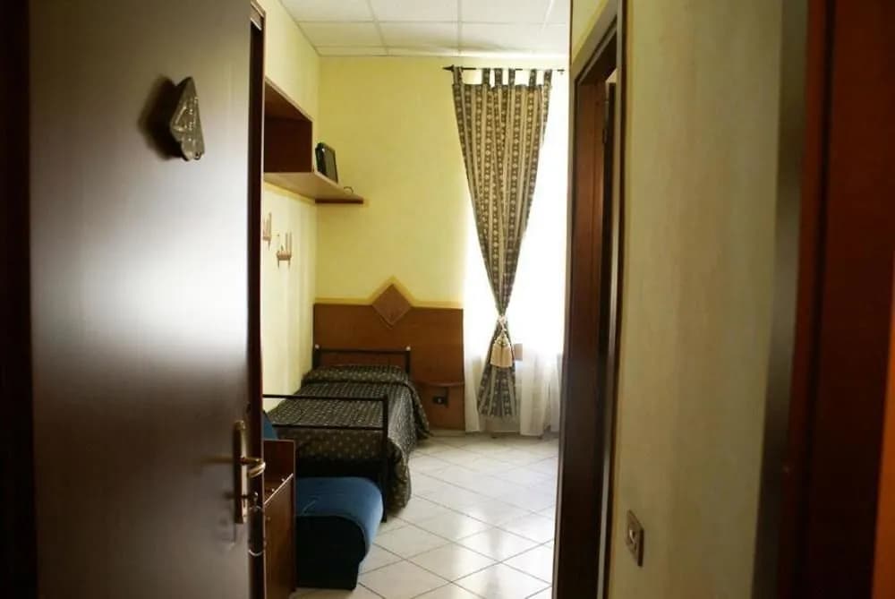 Farini - photo 3