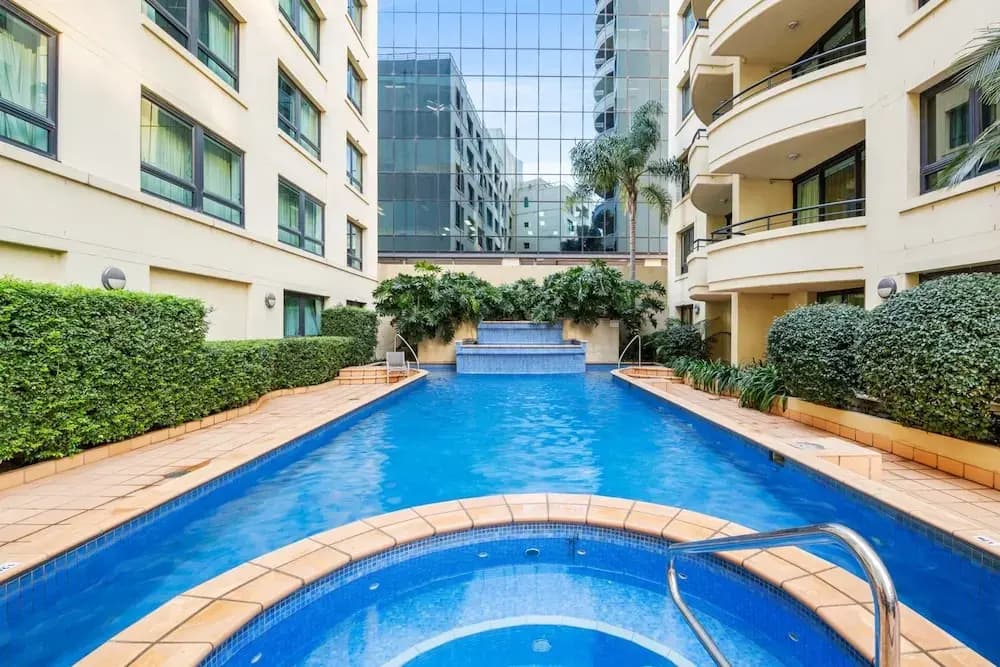 Contemporary 1-bed First Floor Unit With Pool - photo 9