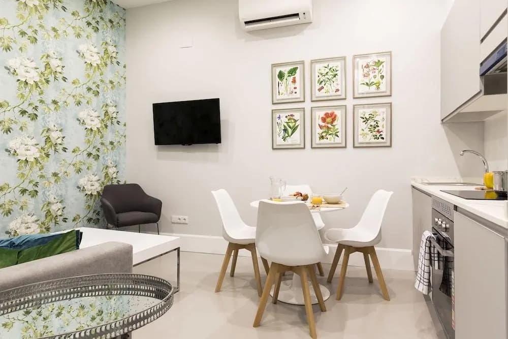Feelathome San Marcos Apartments - photo 18