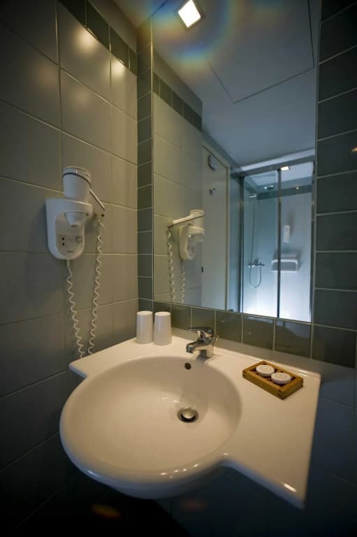 Athinais Hotel - photo 9