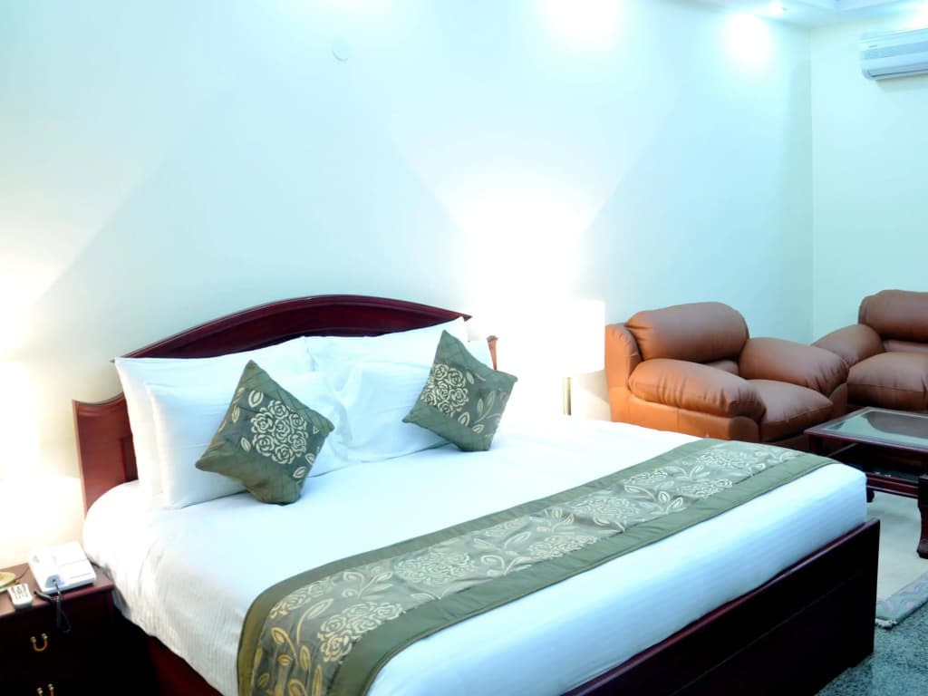 Hotel Forest Green - photo 3