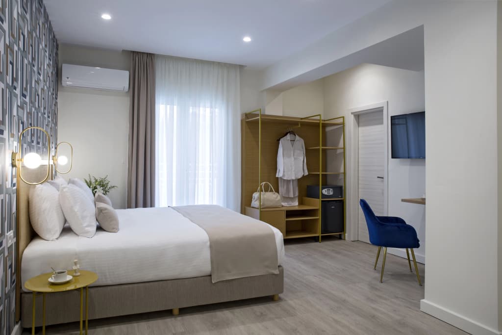 Hypnos Inn Athens - photo 11