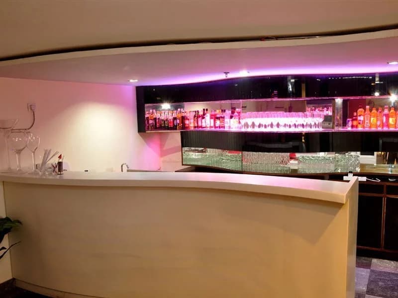 Hotel Om International - photo 2