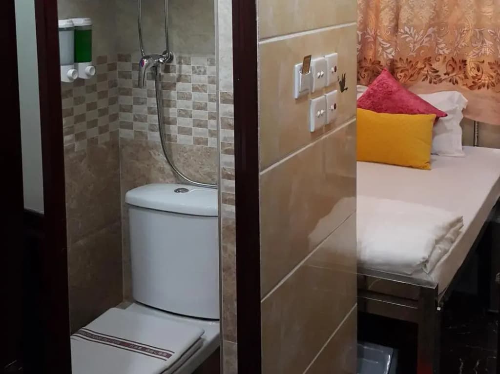 Maharaja Guest House - photo 30
