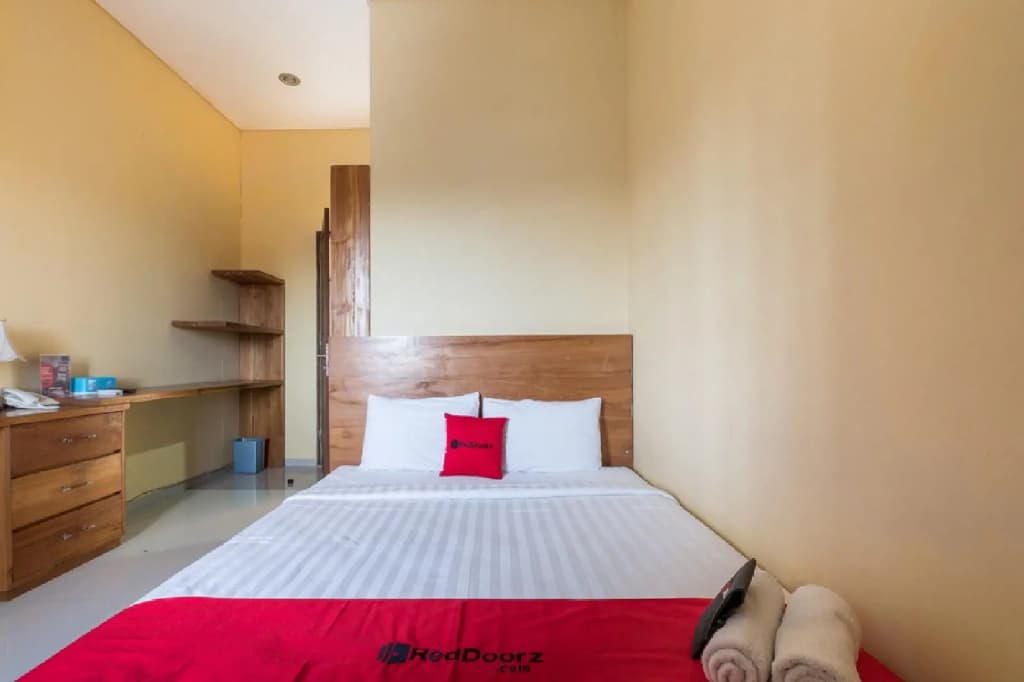RedDoorz @ Kerta Dalem Sidakarya - photo 5