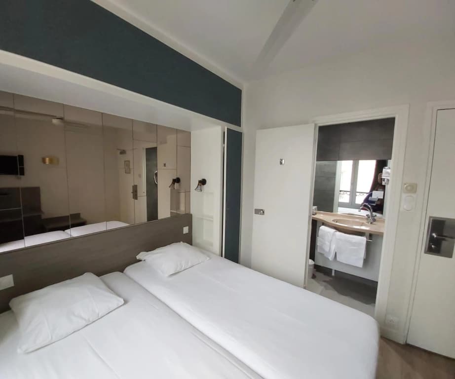 Eiffel Kensington Hotel - photo 16