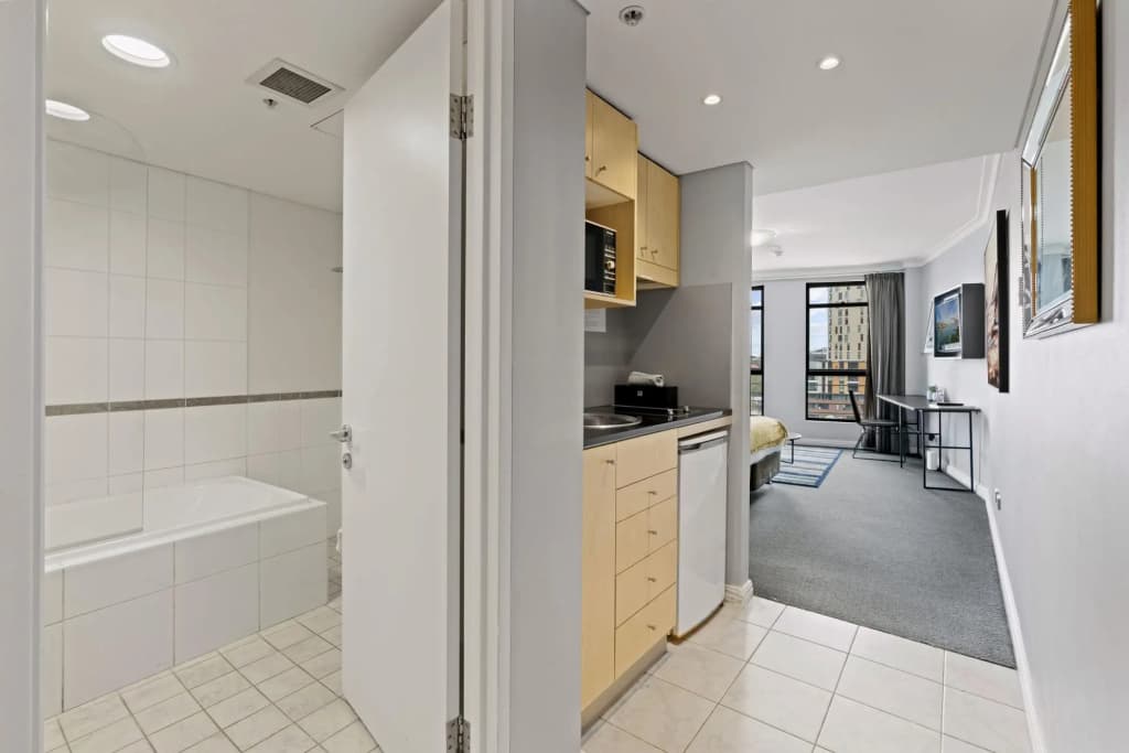 Chic City Abode in Sydney - photo 7