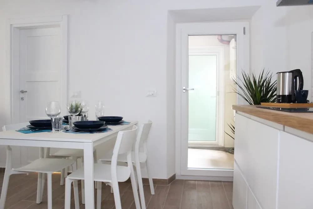 Art Apartment Borgo Stella - photo 11