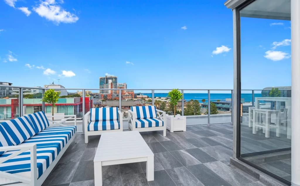 The Hamptons Apartments - photo 6