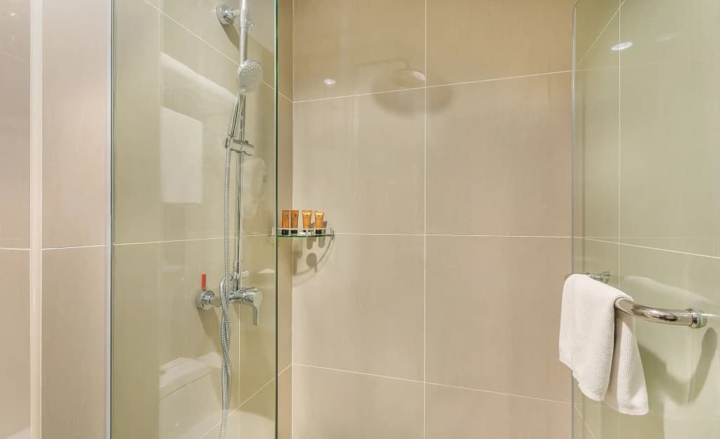 Avenue Garden Hotel - photo 8