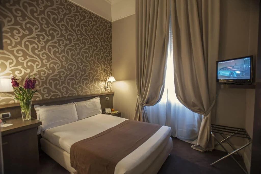 Hotel Villa Torlonia - photo 2