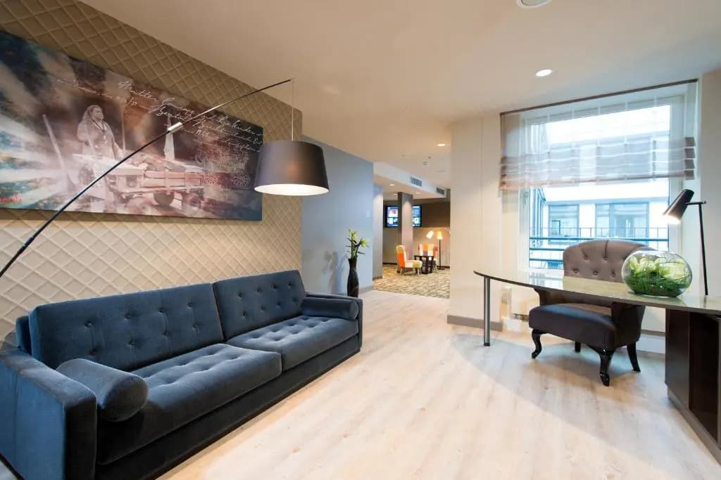 Leonardo Hotel Berlin Mitte - photo 10