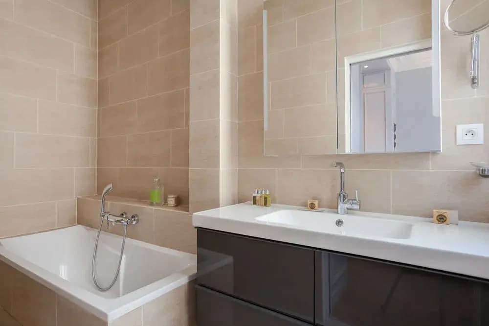 onefinestay - Parc Monceau private homes - photo 8