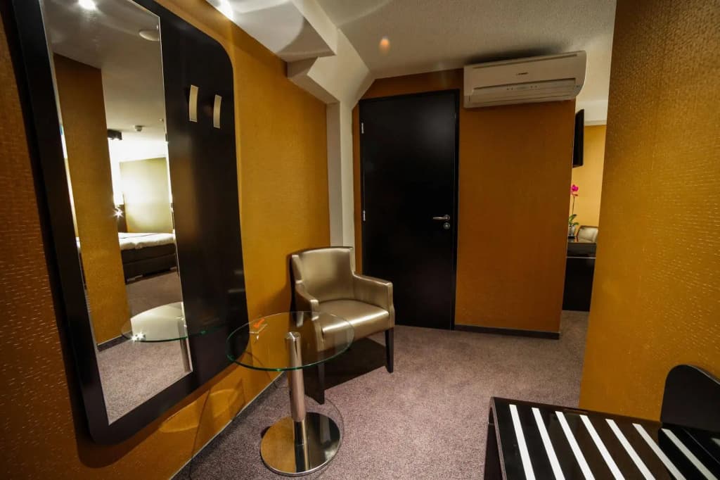 Hotel Mansion - photo 14