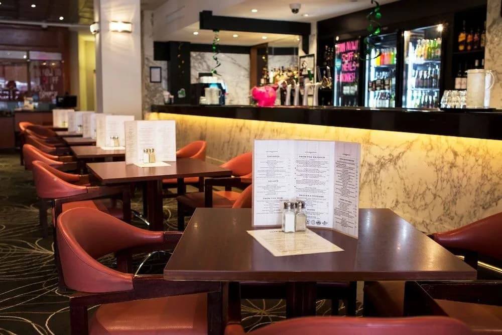 Millers Inn - photo 18
