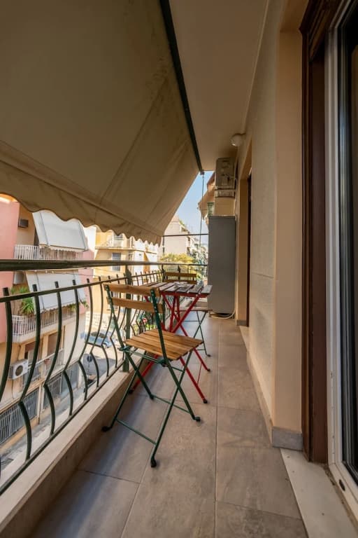 2br renovated flat close to metro - photo 6