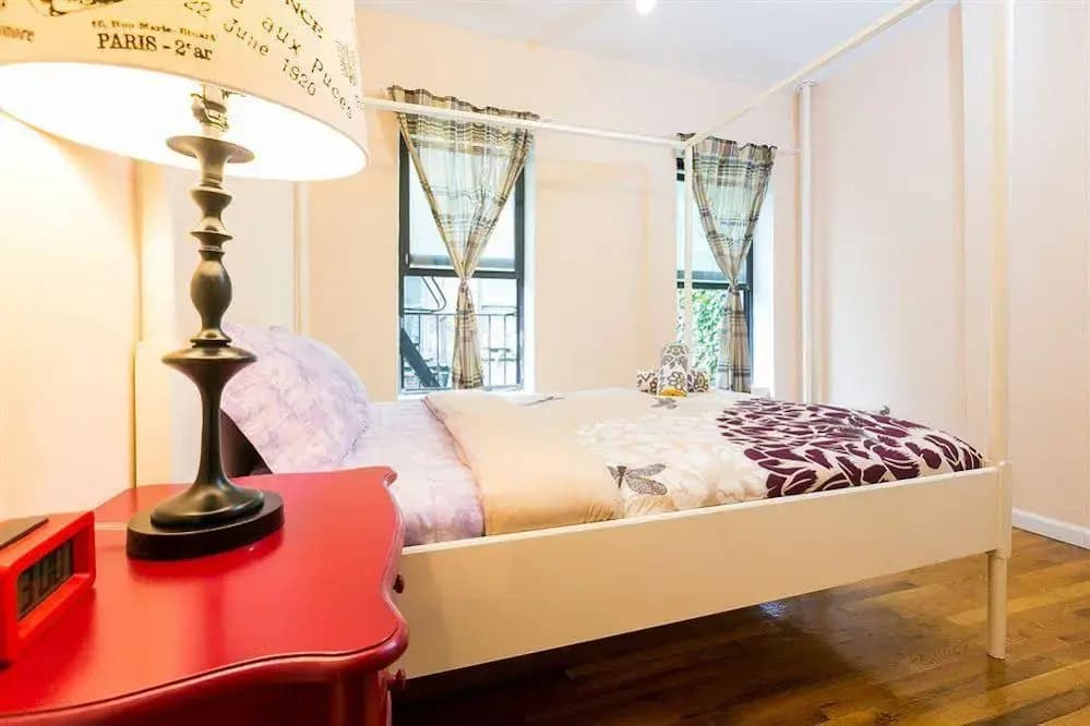 Times Square Flat - photo 13
