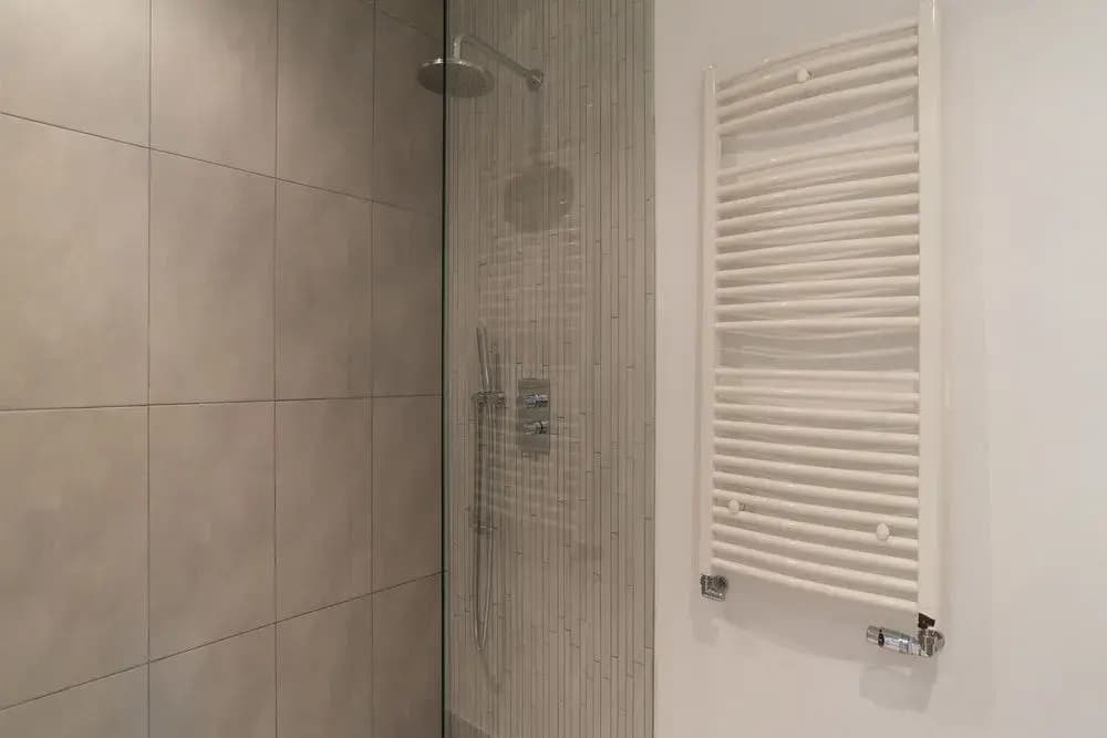 Ruby van Gogh Apartments - photo 10