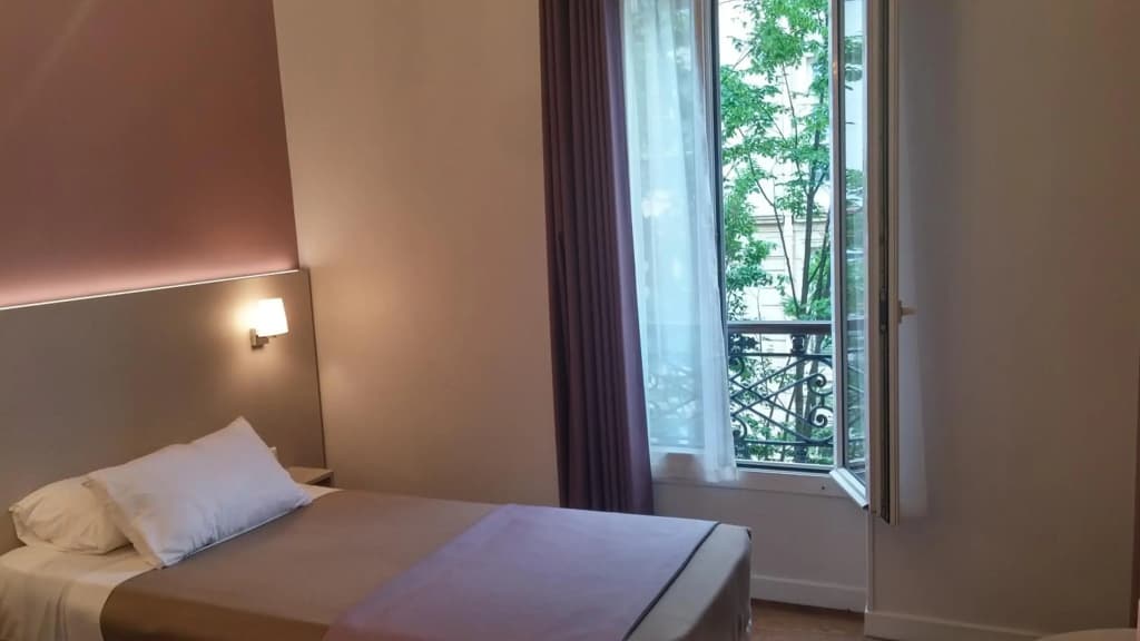 Modern Hotel - photo 20